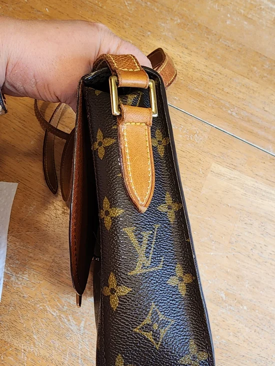 Auth Louis Vuitton Monogram Saint Cloud GM Shoulder Bag - Picture 5 of 16